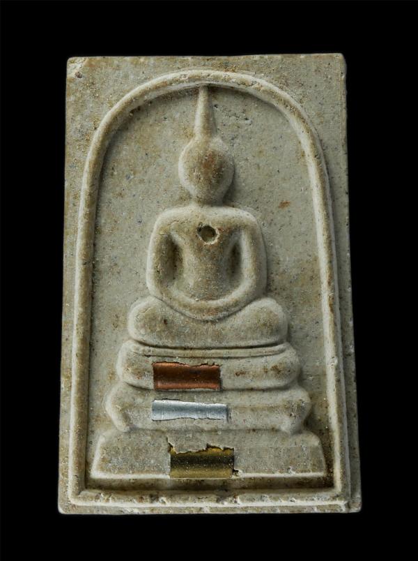 พระสมเด็จฝังตะกรุด 3 กษัตริย์ หลวงปู่ทอง มนตเสวี(พระครูสุวรรณสุทธิคุณ) วัดชีวึก ต.ชีวึก อ.ขามสะแกแสง จ.นคราชสีมา ปีทอง 2539 เนื้อผ [..] | https://kamulet.in.th