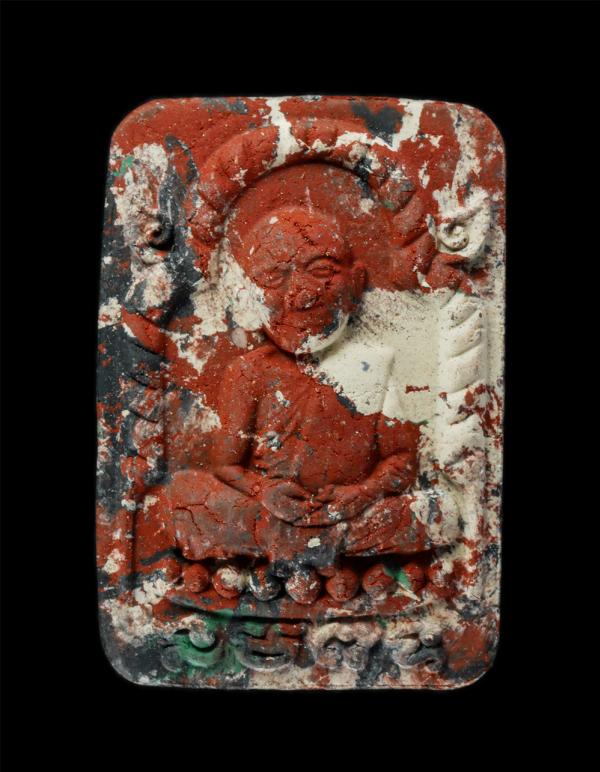 พระผงเศียรโตหลวงปู่ทิม หลังยันต์ ๕ ผงพรายกุมาร หลวงปู่เที่ยง วัดสำนักขาม จ.ชลบุรี ปี2561 เนื้อรวมมวลสาร ตอกโค๊ต หมายเลข ๓๒๕  โดยมี [..] | https://kamulet.in.th