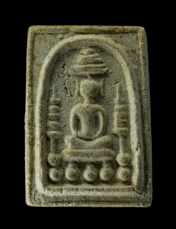 พระสมเด็จข้างฉัตร เนื้อผงน้ำมัน ผงพุทธคุณ ผงว่าน พระเก่าสวย มวลสารดี ไม่ทราบที่ | https://kamulet.in.th