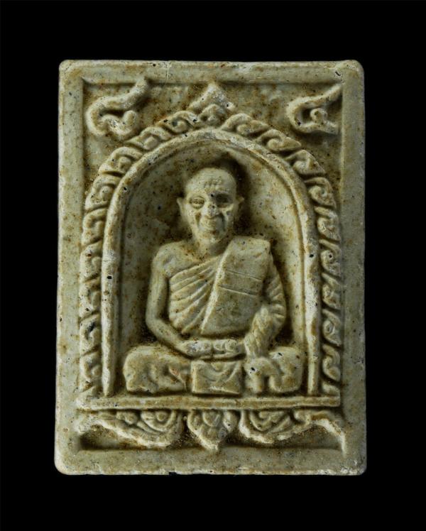 พระผงรูปเหมือนหลวงปู่ม่น ธัมมจิณโณ(พระครูสุจิณธรรมวิมล) ทานบารมี84 ปี2537 วัดเนินตามาก ต.โคกเพลาะ อ.พนัสนิคม จ.ชลบุรี เนื้อผงพุทธค [..] | https://kamulet.in.th