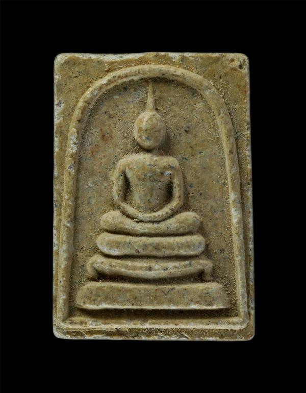 พระสมเด็จพิมพ์คะแนน หลวงปู่แก้ว (วัดช่องลม จ.สมุทรสาคร) ชุดแก้วสารพัดนึก ออกวัดศาลาครืน เมื่อ 5 กย.2524 โดยมีพระเทพสาครมุนี (หลวงพ [..] | https://kamulet.in.th