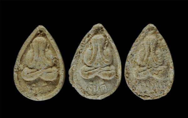 พระปิดตา เงินดี เนื้อผงเก่าสวย มวลสารดี องค์เล็ก พระเก่าสวย มวลสารดี ไม่ทราบที่ | https://kamulet.in.th