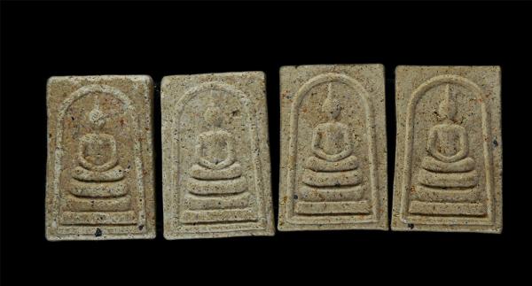 พระสมเด็จพิมพ์คะแนน หลังพระปรางค์ วัดอรุณราชวราราม ( วัดแจ้ง ) เข้าร่วมพิธีมหาพุทธาพิเศกที่วัดระฆัง พร้อมพระสมเด็จวัดระฆัง รุ่น 11 [..] | https://kamulet.in.th