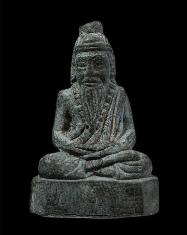 หลวงปู่พระฤาษี เนื้อผง พระเก่าสวย มวลสารดี ไม่ทราบที่ | https://kamulet.in.th