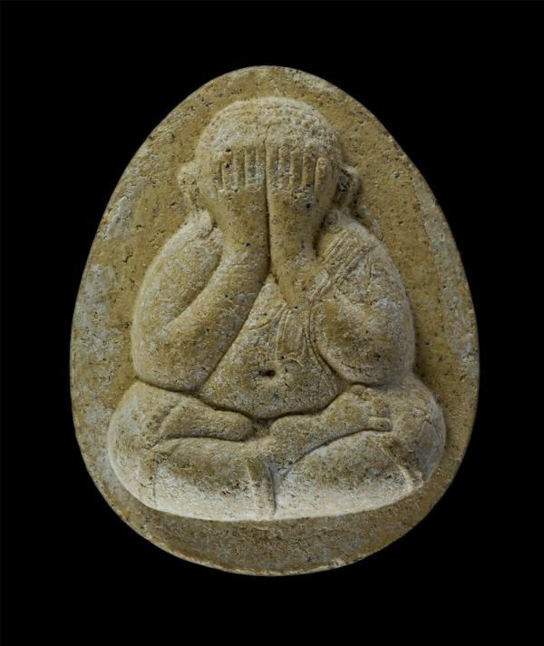 พระปิดตาเนื้อผงหลังต่อเงินต่อทอง โชคลาภ เมตตา เนื้อผงเก่าสวย มวลสารดี ไม่ทราบที่ | https://kamulet.in.th