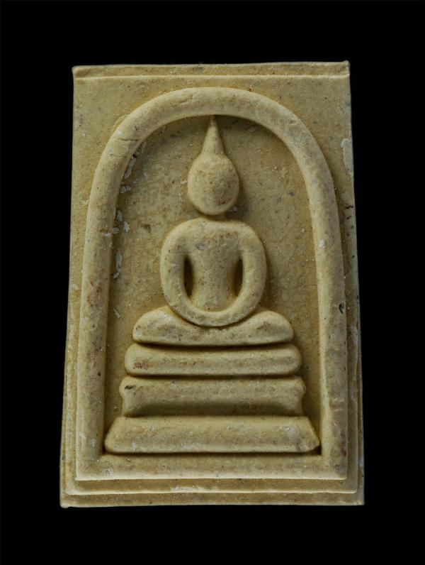 พระสมเด็จหลังสมเด็จพระพุฒาจารย์ (โต พฺรหฺมรํสี) วัดระฆังโฆสิตารามวรมหาวิหาร แขวงศิริราช เขตบางกอกน้อย กรุงเทพมหานคร เนื้อผงพุทธคุณ [..] | https://kamulet.in.th