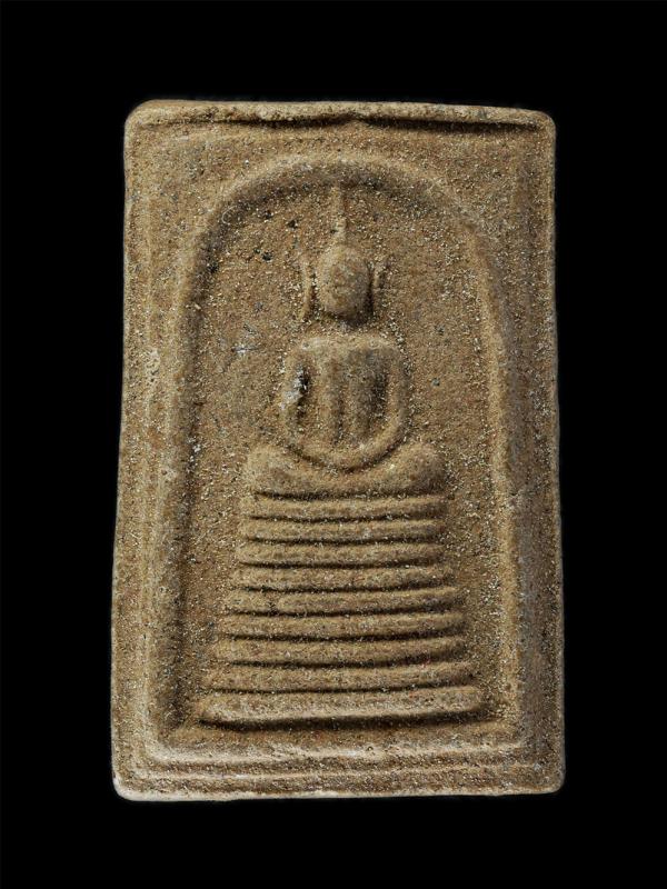 พระสมเด็จหลวงปู่คำแสน คุณาลังกาโร วัดป่าดอนมูล อ.สันกำแพง จ.เชียงใหม่ เนื้อผงพุทธคุณ ผงว่าน โรยเกศา พระเก่าสวย มวลสารดี น่าเก็บสะส [..] | https://kamulet.in.th