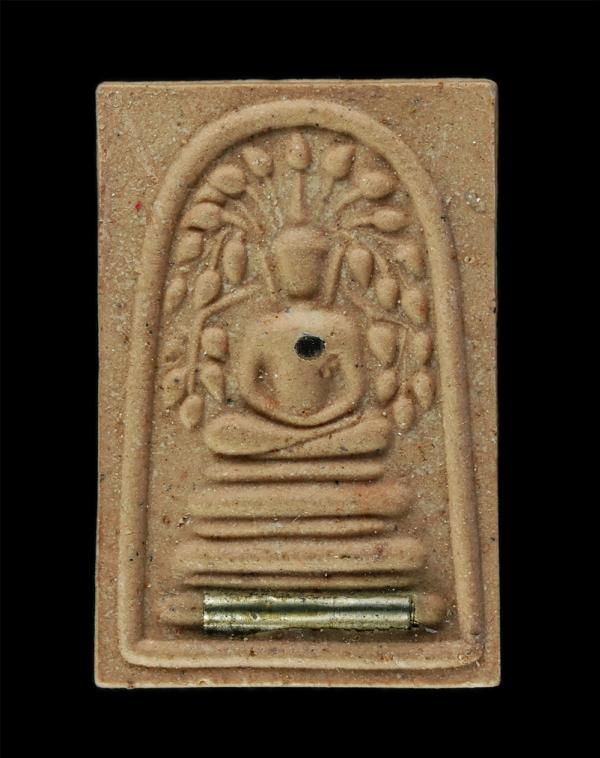 พระสมเด็จชินบัญชร ปรกโพธิ์ หลวงพ่อส่วน ปริมุติโต พิมพ์พระประทาน หลังยันต์ ๕ วัดหนองคล้า อ.ศรีราชา จ.ชลบุรี สร้างปี 2559 เนื้อผงพุท [..] | https://kamulet.in.th