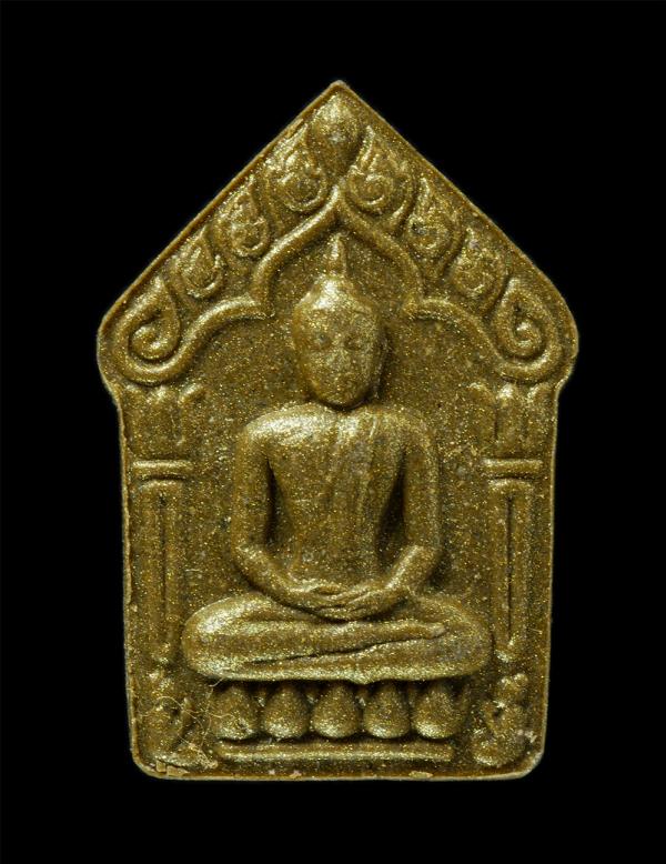 พระขุนแผนพรายกุมาร สีผึ้งเขียว หลวงพ่อรัตน์ อตฺตสาโร วัดป่าหวาย จ.ระยอง ปี2567 หลวงพ่อรัตน์ คือผู้สืบทอดพุทธาคม สายหลวงปู่ทิม วัดล [..] | https://kamulet.in.th