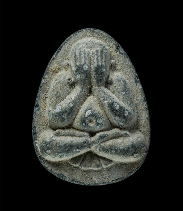 พระปิดตาหลังพญาเต่าเรือน หลวงพ่ออุไร สำนักวิปัสสนาสุวรรณคูหา(ถ้ำหม้อ) อ.ดอยเต่า จ.เชียงใหม่ ปี2535 เนื้อผงพุทธคุณ ผงว่าน ใบลาน พระ [..] | https://kamulet.in.th