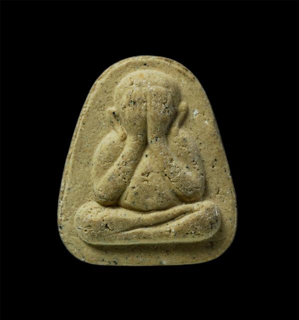 พระปิดตา หลังยันต์ 5 หลวงพ่อทัต วัดช่องแสมสาร อ.สัตหีบ จ.ชลบุรี เนื้อผงพุทธคุณ ผงว่าน#2 | https://kamulet.in.th