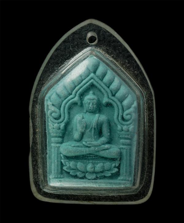 พระขุนแผน หลังยันต์ เนื้อผงพุทธคุณ สีเขียว ไม่ทราบที่ | https://kamulet.in.th