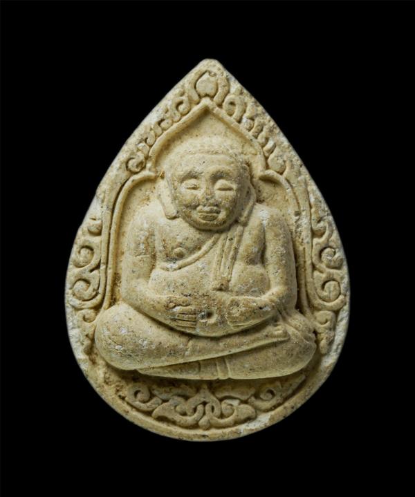 พระสังกัจจายน์ พิมพ์เจ้าสัว วัดโพธิ์นางเทรา อ.เมือง จ.สุพรรณบุรี ปี2539 เนื้อผงพุทธคุณ ผงว่าน | https://kamulet.in.th