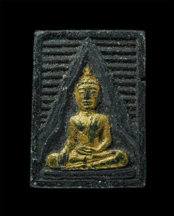 พระผงพระเจ้าใหญ่องค์ตื้อ วัดพระโต(บ้านปากแซง) อ.นาตาล จ.อุบลราชธานี ปี2541 เนื้อผงพุทะคุณ ผงว่าน ผงใบลาน ปิดทอง พระเก่าสวย มวลสารด [..] | https://kamulet.in.th