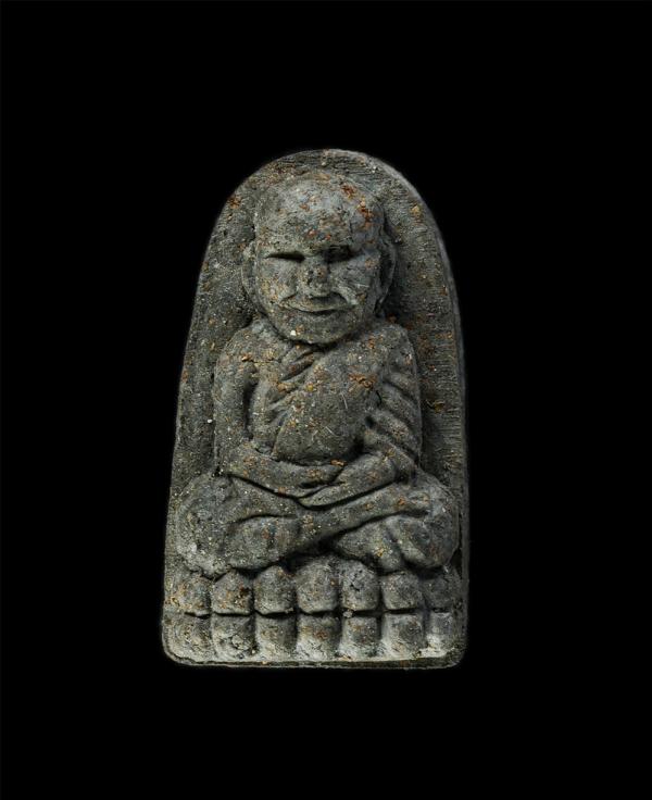 หลวงปู่ทวดเนื้อว่านผสมผงเหล็กไหล พิมพ์พระรอด วัดห้วยมงคล​ จ.ประจวบคีรีขันธ์ ปี2537 พระเก่าสวย มวลสารดี พุทธคุณรอบด้าน เด่นแคล้วคลา [..] | https://kamulet.in.th