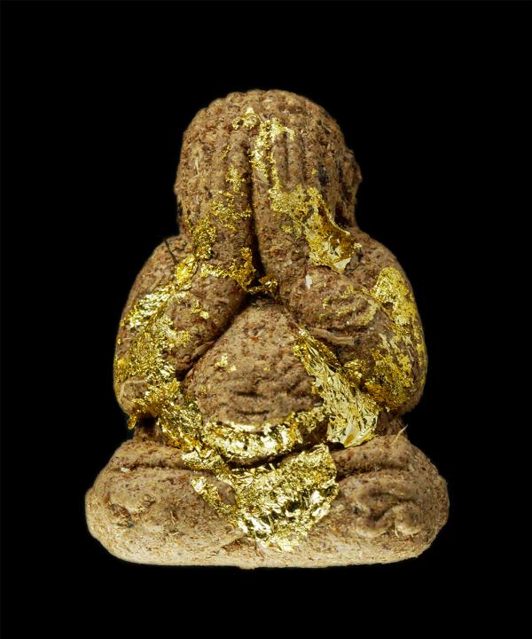 พระปิดตารวยทันใจ หลวงปู่สิงห์ทอง ปภากโร วัดป่าธรรมวิเวก (ซับตารี) อ.สอยดาว จ.จันทบุรี ปี2559 เนื้อผงพุทธคุณ ผงว่านเข้มข้น พิเศษองค [..] | https://kamulet.in.th