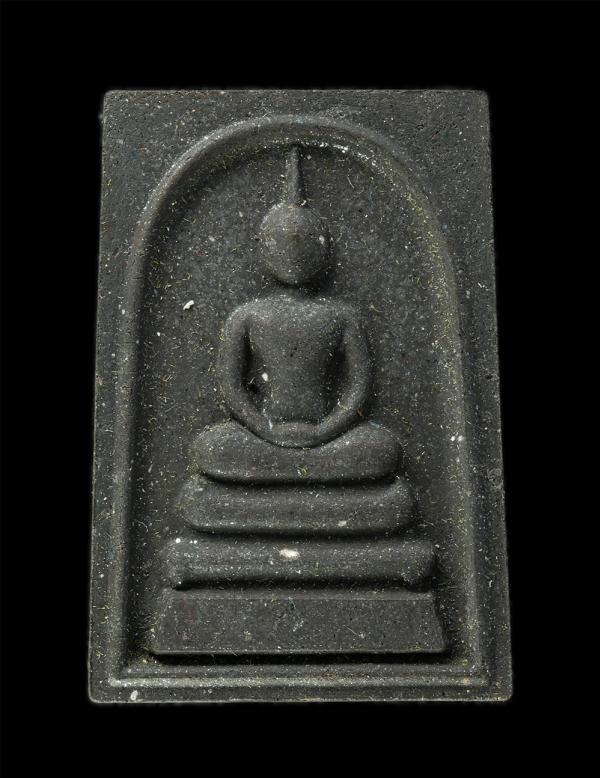 พระสมเด็จรุ่นแรก กรกายสิทธิ์ หลวงปู่ศรี(พระปริยัติมุนี) วัดดงเค็ง ต.ประทาย อ.ประทาย จ.นครราชสีมา เนื้อผงพุทธคุณ ผงว่าน ผงแร่เหล็กน [..] | https://kamulet.in.th