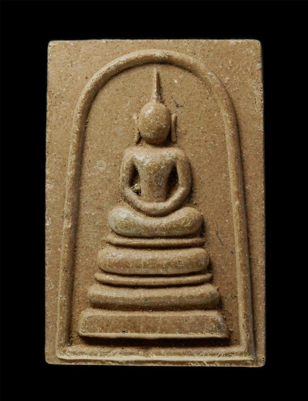 พระสมเด็จ หลังสมเด็จพุฒาจารย์ โต พรหมรังสี 109 ปี วัดสระมะเกลือ ต.เขาสามยอด อ.เมือง จ.ลพบุรี พ.ศ.2553 หลวงพ่อจรัญ สารีโท เนื้อผงพุ [..] | https://kamulet.in.th