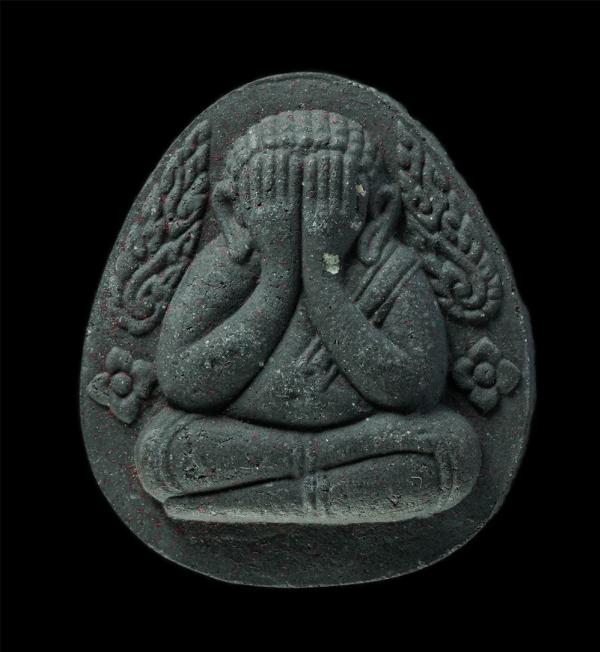 พระปิดตา หลวปู่ทวด รุ่นมหาราช วัดเกาะแก้วอรุณคาม  ต.หนองหมู อ.วิหารแดง จ.สระบุรี  ปลุกเสก ณ วัดช้างให้ อ.โคกโพธิ์ จ.ปัตตานี ปี2538 [..] | https://kamulet.in.th