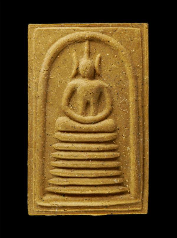 พระสมเด็จมณีโคตรพันล้าน พิธีชัยมังคลาภิเษก วัดพระศรีรัตนศาสดาราม วัดพระแก้ว 3 มิ.ย. 2539 หลวงพ่อคูณ ปริสุทโธ อธิฐานจิต ปลุกเสก เนื [..] | https://kamulet.in.th