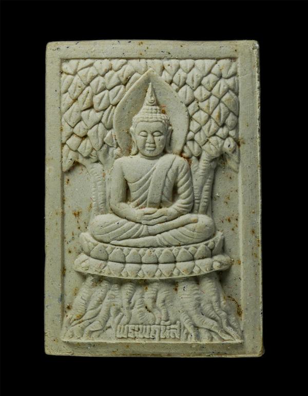 พระประจำวันพฤหัสบดี ปางสมาธิ พระผงของขวัญมหามงคล หลวงพ่อมหาสวัสดิ์ สำหนักเม้าสุขขา จ.ชลบุรี ประธานจุดเทียนชัย พระเกจิอาจารย์หลายท่ [..] | https://kamulet.in.th