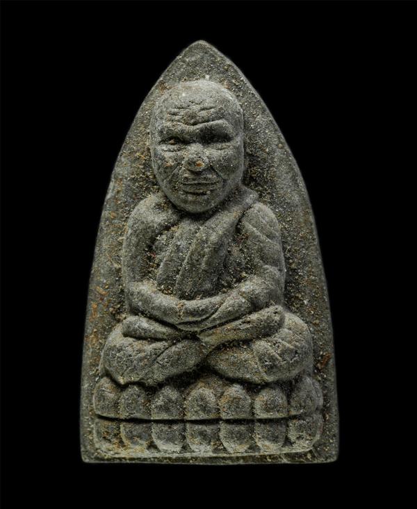 หลวงปู่ทวด - หลวงพ่อรักษ์ วัดสุทธาวาส วิปัสสนา จ.อยุธยา ปี2553 เนื้อผงพุทธคุณ ผงว่าน ผงใบลาน มวลสารพระกรุ พระเก่า ปลุกเสกโดย หลวงพ [..] | https://kamulet.in.th