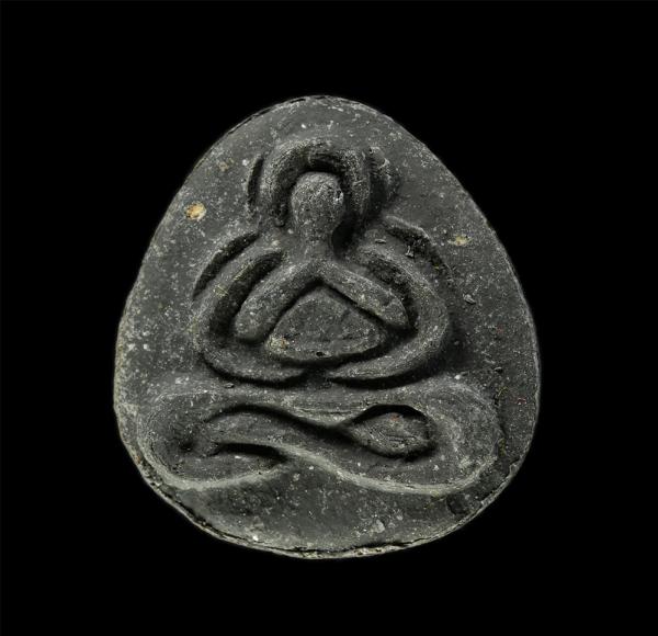 พระปิดตา พิมพ์สองหน้า หลวงพ่อเชย วัดบางกระสอบ จ.สมุทรปราการ เนื้อผงพุทธคุณ ผงว่าน ผงใบลาน พระเก่าสวย มวลสารดี น่าเก็บสะสมบูชา  | https://kamulet.in.th