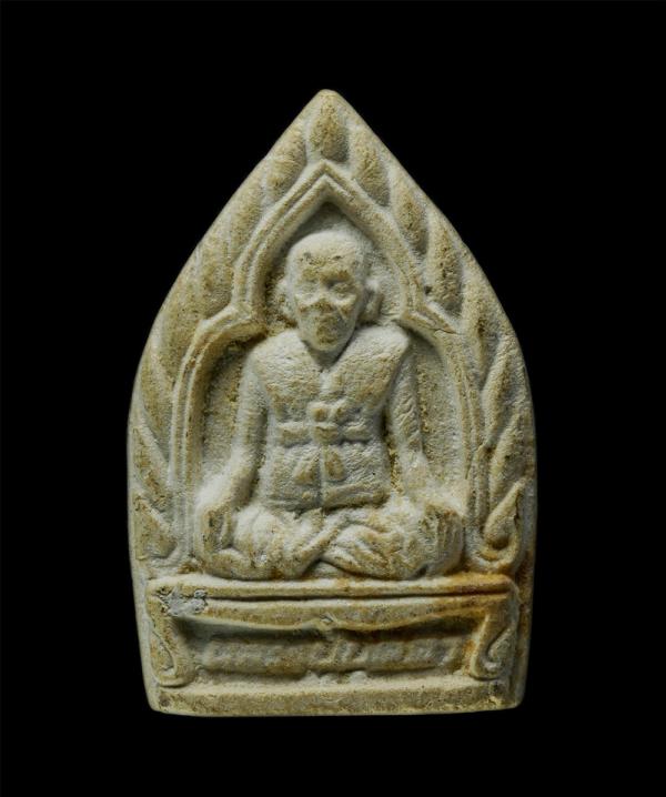 พระผงรูปเหมือนหลวงปู่บุดดา ถาวโร วัดกลางชูศรีเจริญสุข จ.สิงห์บุรี พิธีเสาร์ 5 ปี2536 เนื้อผงพุทธคุณ ผงว่าน พระเก่าสวย มวลสารดี พิธ [..] | https://kamulet.in.th