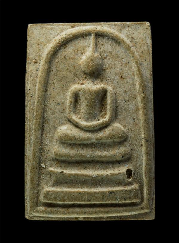 พระสมเด็จ นะ ฤาชา ไตรมาส ปี2555 หลวงพ่อทวีศักดิ์ ชุตินธโร(เสือดำ) วัดศรีนวลธรรมวิมล กรุงเทพฯ เนื้อผงพุทธคุณ ผงว่าน | https://kamulet.in.th