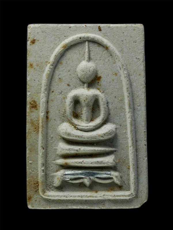 พระสมเด็จหลวงพ่อจำเนียร วัดดอนไร่ อ.สามชุก จ.สุพรรณบุรี เนื้อผงพุทธคุณ ผงว่าน ผงเก่าหลวงพ่อมุ่ย ฝังตะกรุดเงิน 1ดอก สร้างราวปีพ.ศ.2 [..] | https://kamulet.in.th