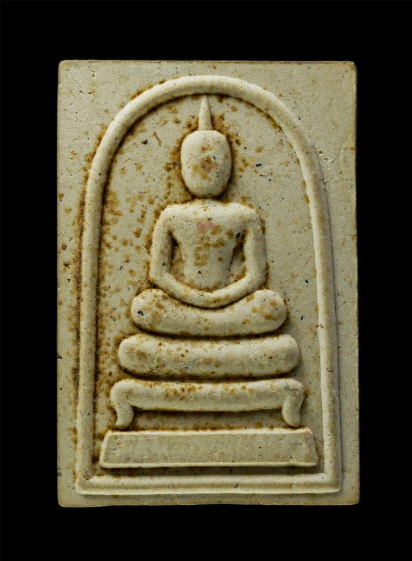 พระสมเด็จพิมพ์นิยม หลังตรายางหมึกแดง รุ่นฉลองอุโบสถ วัดอินทรวิหาร ขางขุนพรหม กรุงเพทฯ ปี2537 เนื้อผงพุทธคุณ ผงว่าน ผงพระสมเด็จเก่า [..] | https://kamulet.in.th