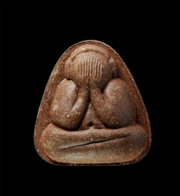 พระปิดตาผงเศรษฐีล่ำซำ หลวงปู่สอ ขันติโก อายุ 113 ปี พ.ศ.2561 วัดโพธิ์ศรี อ.ท่าอุเทน จ.นครพนม เนื้อผงพุทธคุณ ผงว่าน สีน้ำตาล หมายเล [..] | https://kamulet.in.th