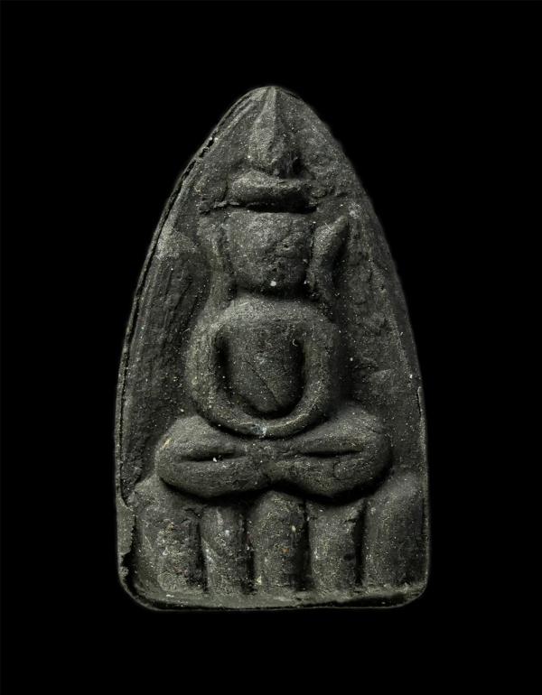 พระสมเด็จกลีบบัว พุทธมนต์ หลวงปู่เจริญ ปภาโส(พระครูสุวรรณวิสุทธิ์) วัดธัญญวารี(วัดหนองนา) อ.ดอนเจดีย์ จ.สุพรรณบุรี ปี2538 เนื้อผงพ [..] | https://kamulet.in.th