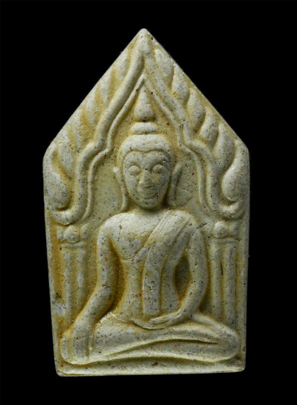 พระขุนแผน หลวงปู่นิยม กมโล รุ่นเจริญพร เมตตามหานิยม อายุวัฒนมงคล 94 ปี พ.ศ.2555  วัดแจ้งนอก อ.เมือง จ.นครราชสีมา เนื้อผงพุทธคุณ ผง [..] | https://kamulet.in.th