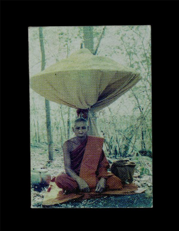 รูปถ่าย หลวงพ่อโทน กันตสีโล ปี2548 วัดเขาน้อยคีรีวัน ต.คลองกิ่ว อ.บ้านบึง จ.ชลบุรี หลวงปู่โทน กันตสีโล ได้รับการถ่ายทอดวิชาคาถาอาค [..] | https://kamulet.in.th