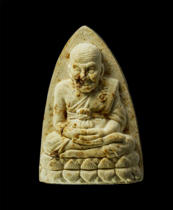 พระผงหลวงปู่ทวด วัดหนองไก่ขัน ต.เขาขลุง อ.บ้านโป่ง จ.ราชบุรี รุ่นเสาร์๕ พระมหาสมศักดิ์ วิสุทโธ เนื้อผงพุทธคุณ ผงว่าน ปั้มยันต์ พระ [..] | https://kamulet.in.th