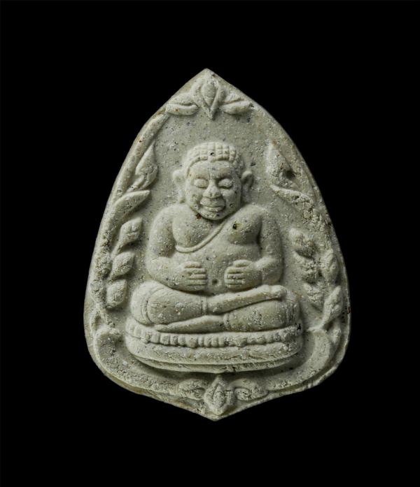 พระสังกัจจายน์ หลวงพ่อโสธร​ วัดหนองหว้า ต.มะขามคู่ อ.นิคมพัฒนา จ.ระยอง ปี2547 ที่ระลึกงานผูกพัทธสีมา เนื้อผงพุทธคุณ ผงว่าน พระเกจิ [..] | https://kamulet.in.th