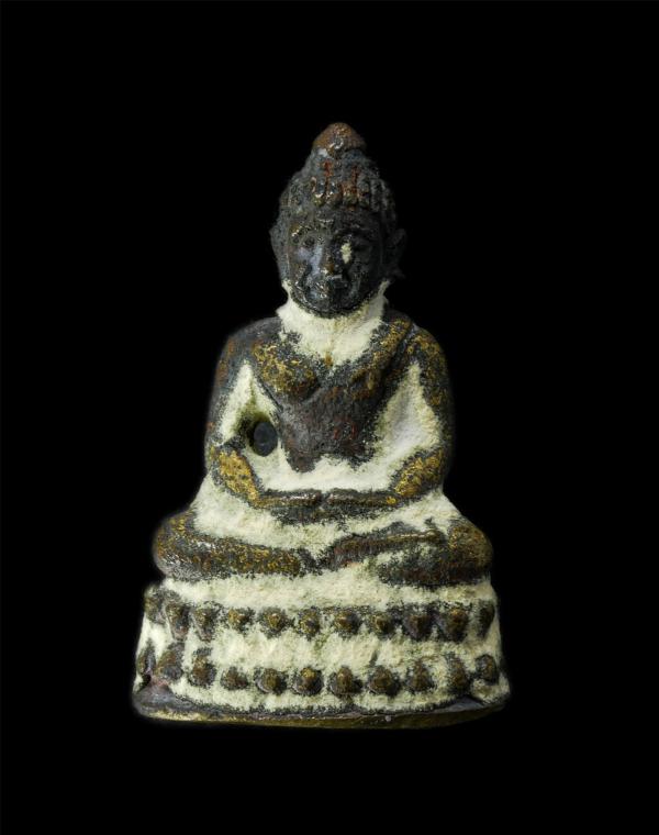 พระชัยวัฒน์ รุ่นแรก หลวงปู่ทวน ปุสฺสวโร วัดจันทคุณาราม(โป่งยาง) อ.แก่งหางแมว จ.จันทบุรี อายุ108 ปี พ.ศ.2559 หล่อโบาราณ เนื้อทองทิพ [..] | https://kamulet.in.th