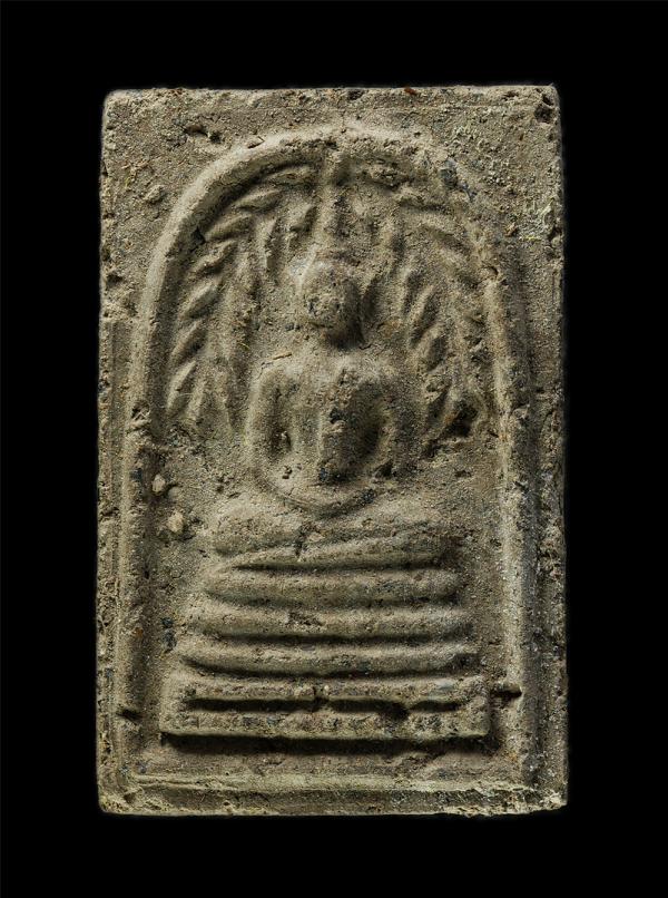 พระสมเด็จปรกโพธิ์ ผงยากันเบื่อ ท่านพ่อนวล อินทปัญโญ วัดโพธิ์ทองพุทธาราม อ.แกลง จ.ระยอง เนื้อผงพุทธคุณ ผงว่านยากันเบื่อ พระเก่าสวย  [..] | https://kamulet.in.th