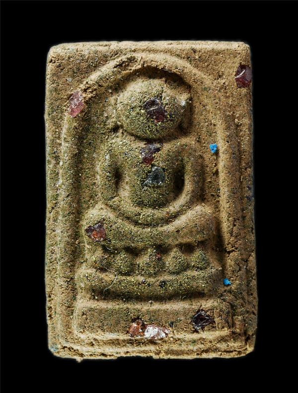 พระสมเด็จไกเซอร์ หลวงปู่บุญมา โชติธัมโม สำนักสงฆ์เขาแก้วทอง ต.เขาไม้แก้ว อ.กบินทร์บุรี จ.ปราจีนบุรี ปี2562 เนื้อผงพุทธคุณ ผงว่าน ฝ [..] | https://kamulet.in.th