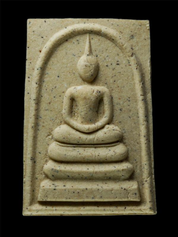 พระสมเด็จ รุ่นแรก หลวงพ่อละเอียด ฐิตปุญฺโญ/จำปาทอง(พระสุวรรณวิมลศีล) วัดสุวรรณดาราราม พระนครศรีอยุธยา ปี2538 เนื้อผงพุทธคุณ ผงว่าน [..] | https://kamulet.in.th