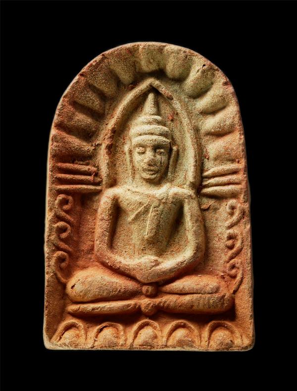 พระซุ้มกอ หลวงพ่อหยอด ชินวโส วัดแก้วเจริญ อ.อัมพวา จ.สมุทรสงคราม ปี2536 เนื้อดินเผา พระเก่าสวย พิธีใหญ่ น่าเก็บสะสมบูชา พร้อมกล่อง [..] | https://kamulet.in.th