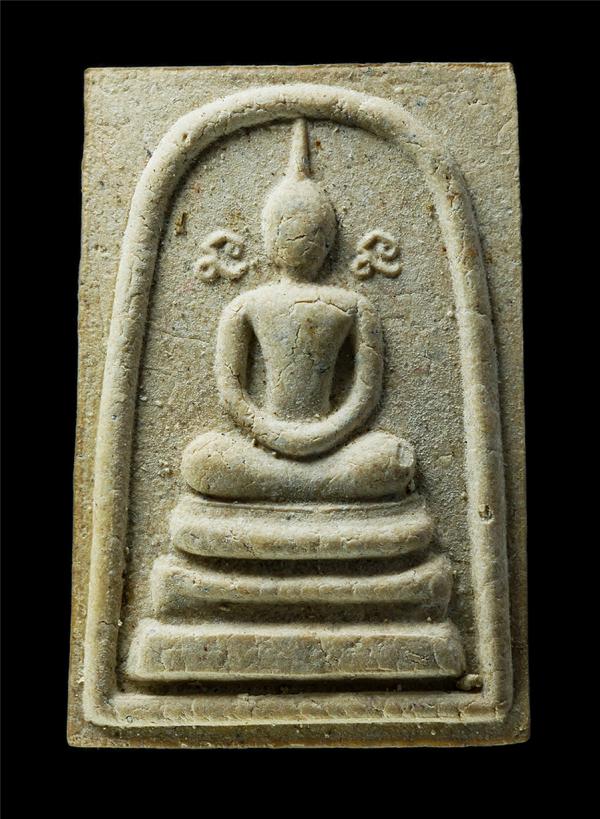 พระสมเด็จพระพุทธเมตตา รุ่นพิเศษ หลวงปู่วิเวียร ฐิตปุญญเถร บุญมาก วัดดวงแข กรุงเทพฯ ฉลองอายุวัมนมงคล 72 ปี พ.ศ.2536 เนื้อผงพุทธคุณ  [..] | https://kamulet.in.th