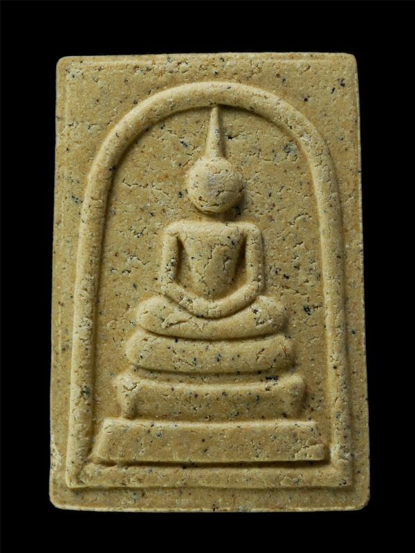 พระสมเด็จครูบาเจ้าศิวะนาท ฐานงกโร(หลวงพ่อเสือ) รุ่นสร้างศาลาปฏิบัติธรรมพุทธมงคล เนื้อผงพุทธคุณ ผงว่าน ฝังตะกรุดสาริกา พร้อมกล่องเด [..] | https://kamulet.in.th