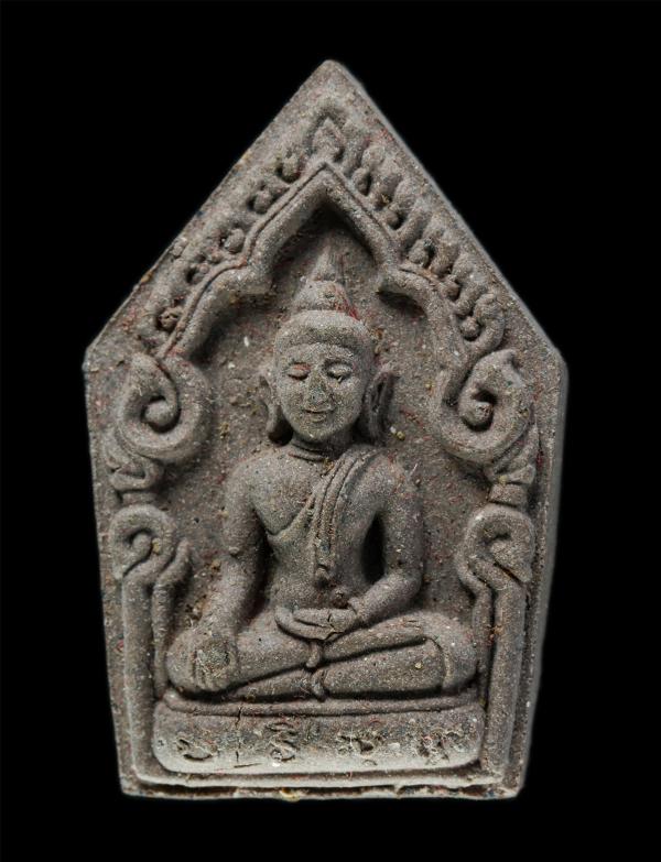 พระขุนแผน ปริสุทโธ หลวงพ่อคูณ วัดบ้านไร่ จ.นรครราชสีมา ปี2543 เนื้อผงพุทธคุณ ผงว่าน ผงใบลาน พระเก่าสวย มวลสารดี น่าเก็บสะสมบูชา พร [..] | https://kamulet.in.th