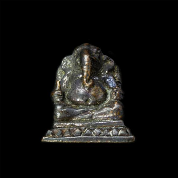 พระพิฆเนศ รุ่นพ่อให้ 80 ศาลเจ้าพ่อหลักเมือง พระประแดง ปี2551 เนื้อโลหะผสม พิมพ์เล็ก พิธีมหาเทวภิเษก ณ.ศาลเจ้าพ่อหลักเมืองพระประแดง [..] | https://kamulet.in.th