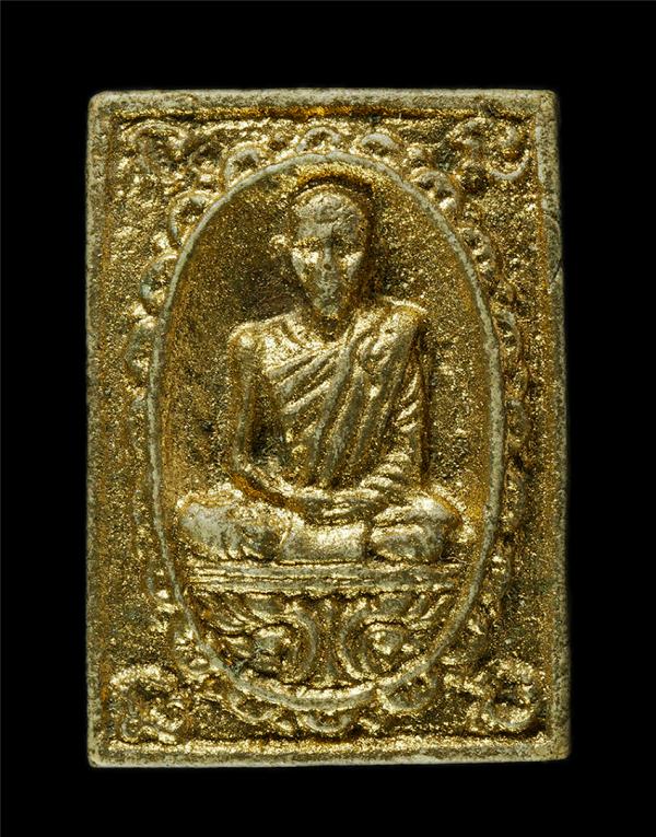 พระผงหลวงปู่แก้ว แก้วสารพัดนึก วัดช่องลม จ.สมุทรสาคร ปี2535 เนื้อผงพุทธคุณ ผงว่าน ปิดทอง หายาก พระเก่าสวย มวลสารดี น่าเก็บสะสมบูชา [..] | https://kamulet.in.th