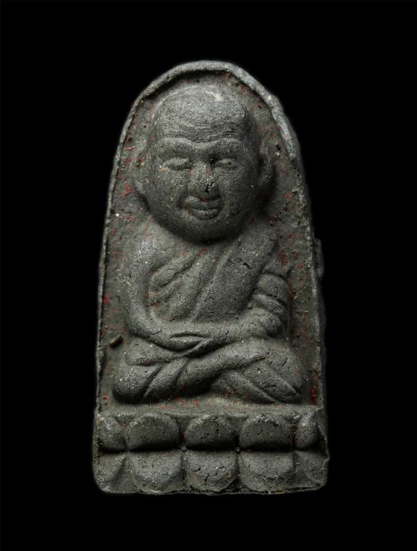 พระผงหลวงปู่ทวด วัดช้างให้ หลวงพ่อเขียว กิตติคุโณ วัดห้วยเงาะ จ.ปัตตานี สร้างปี2537 เนื้อผงพุทธคุณ ผงว่าน ผงใบลาน พระเก่าสวย มวลสา [..] | https://kamulet.in.th