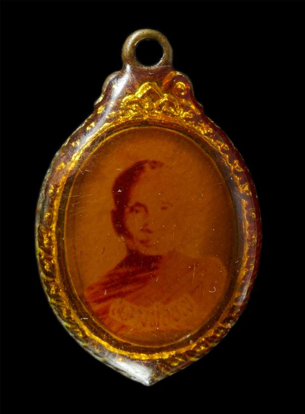 ล็อกเก็ต หลวงพ่อชม ปฏิปนฺโน วัดท่าทราย อ.บ้านนา จ.นครนายก ศิษย์หลวงพ่อเกิด วัดสะพาน พระเก่าสวย น่าเก็บสะสมบูชา | https://kamulet.in.th