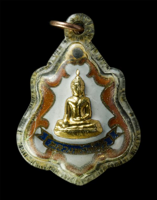 หลวงพ่อทันใจ วัดศรีมหาราชา (วัดใน) อ.ศรีราชา จ.ชลบุรี ปี2521 งานผูกพัทธสีมาปิดทอง หลวงพ่อผิว (พระครูปริยัติวราทร) เป็นผู้ดำเนินการ [..] | https://kamulet.in.th